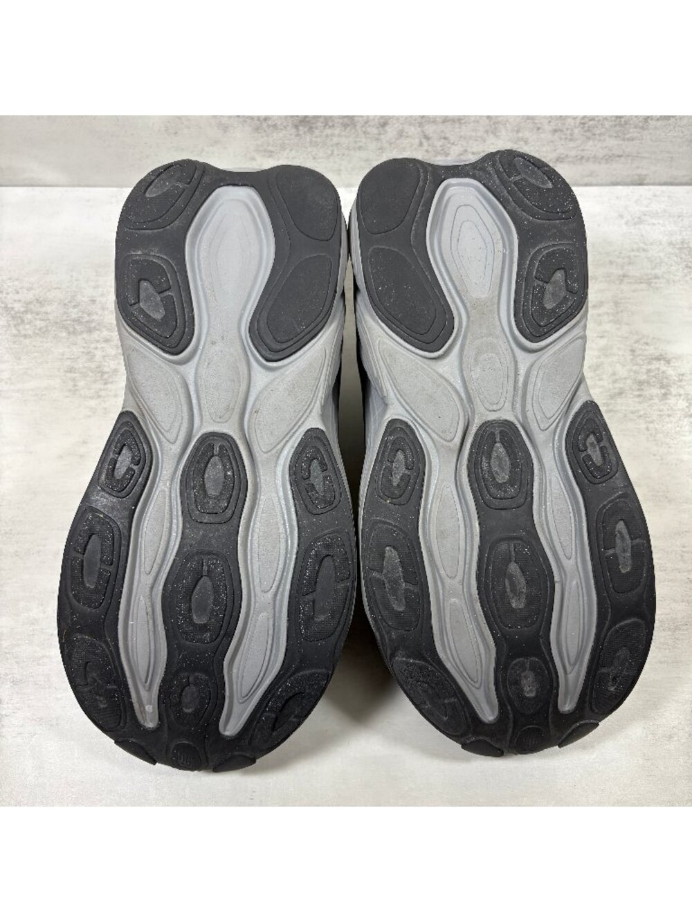New Balance Fresh Foam X More v6 Trail Running Shoes - Men's Size 9.5 2E - Black - Picture 8 of 9